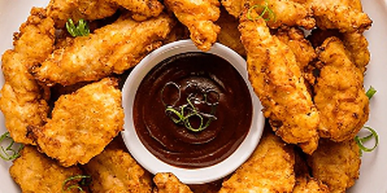 КУРОЧКА РЯДОМ — уличная еда в Манасе